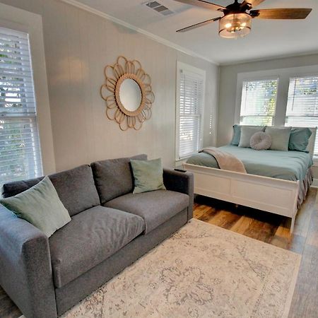 Heart Of Galveston Stylish Apt Near Attractions Exterior foto